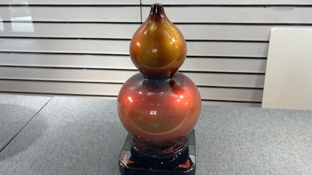 仿古葫芦漆艺瓶