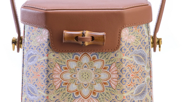 八方宝相云锦包