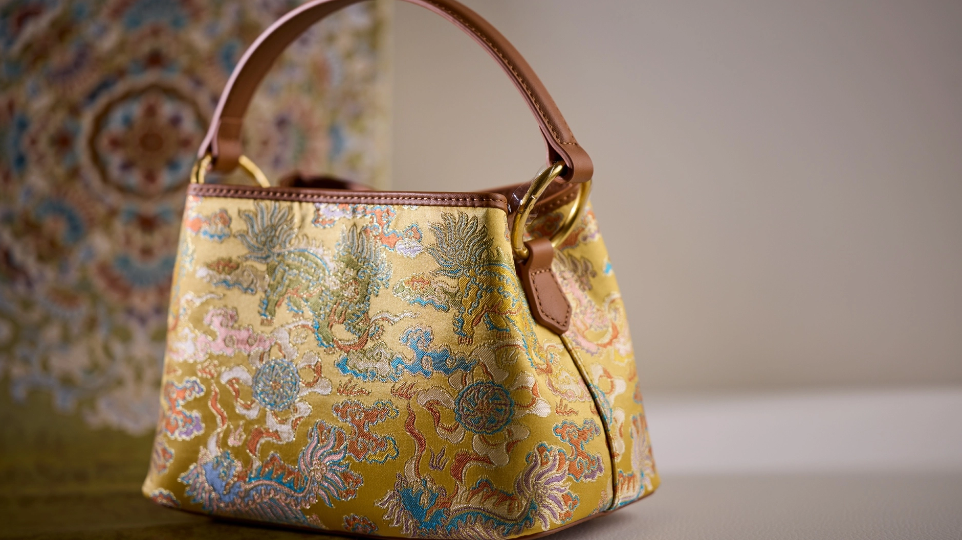 四方麒麟云锦包